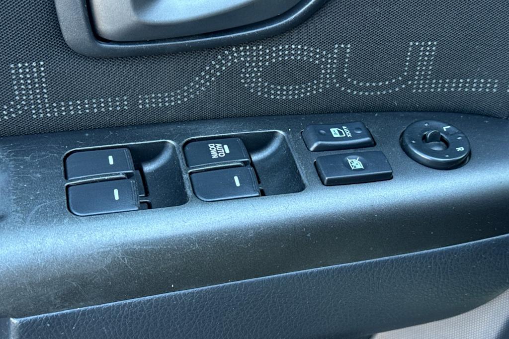 Thumbnail: 2013 Kia Soul - 21