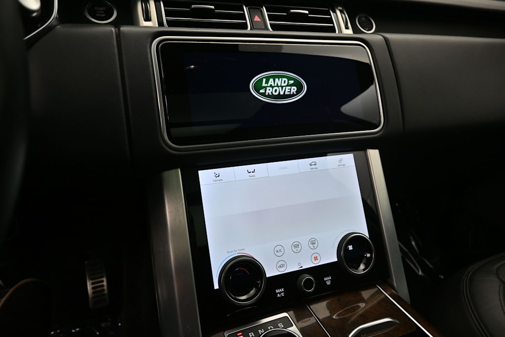 Thumbnail: 2021 Land Rover Range Rover - 14