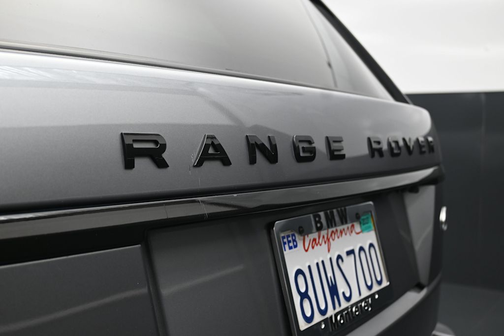 Thumbnail: 2021 Land Rover Range Rover - 22