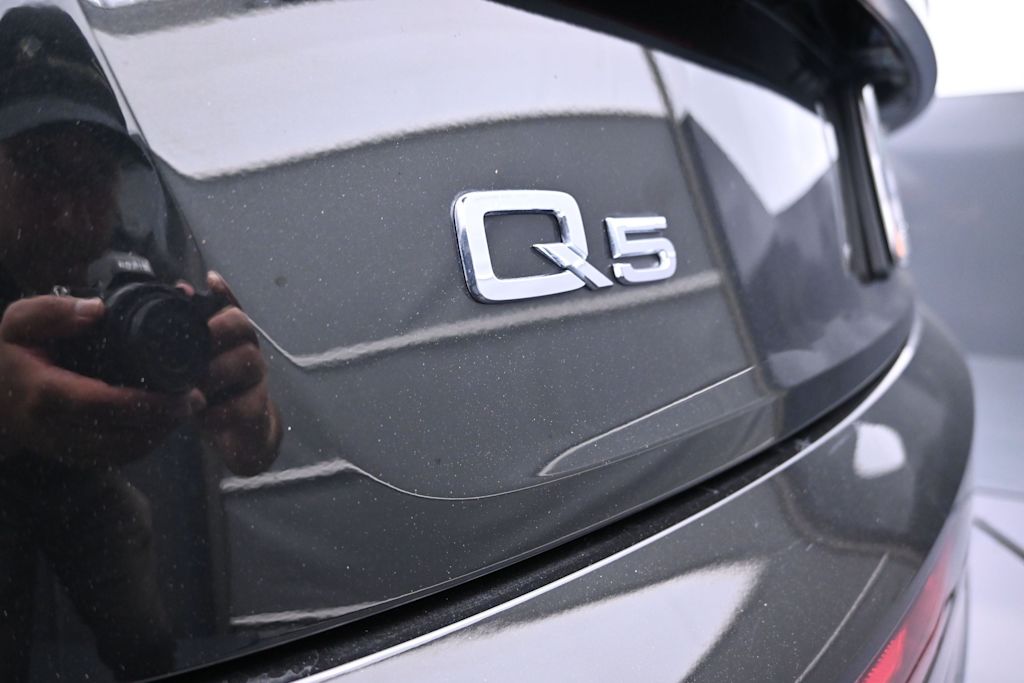 Thumbnail: 2022 Audi Q5 - 7