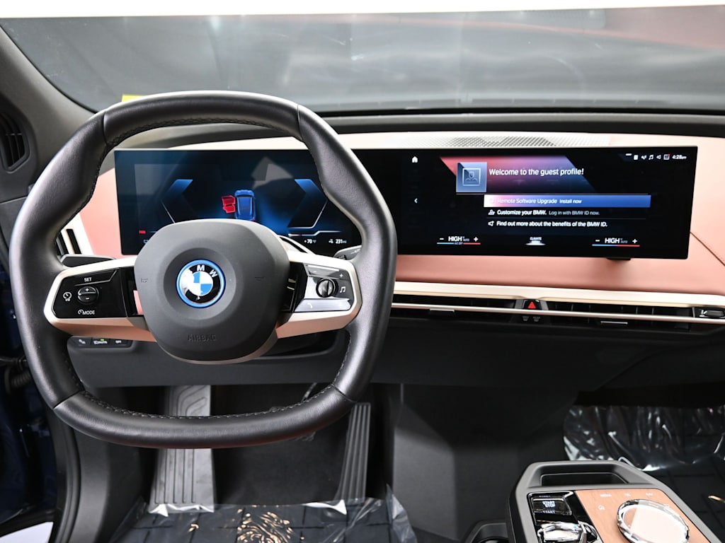 Thumbnail: 2023 BMW iX - 2