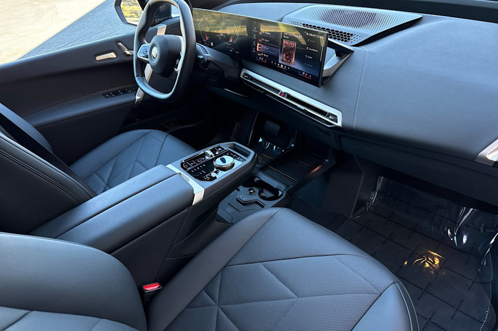 Thumbnail: 2025 BMW iX - 12