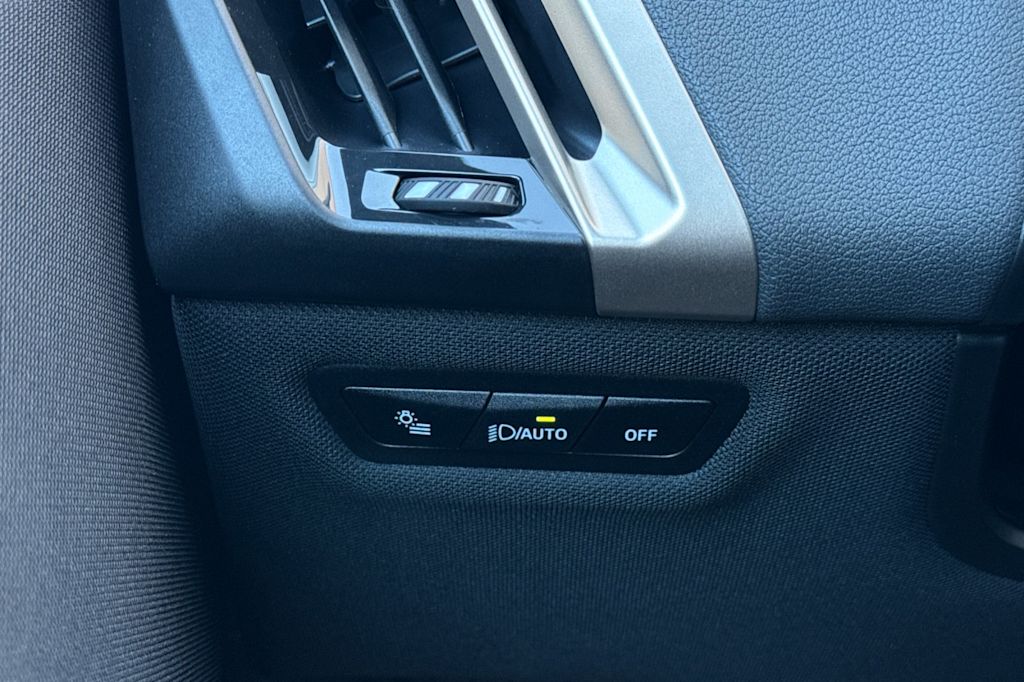 Thumbnail: 2025 BMW iX - 32