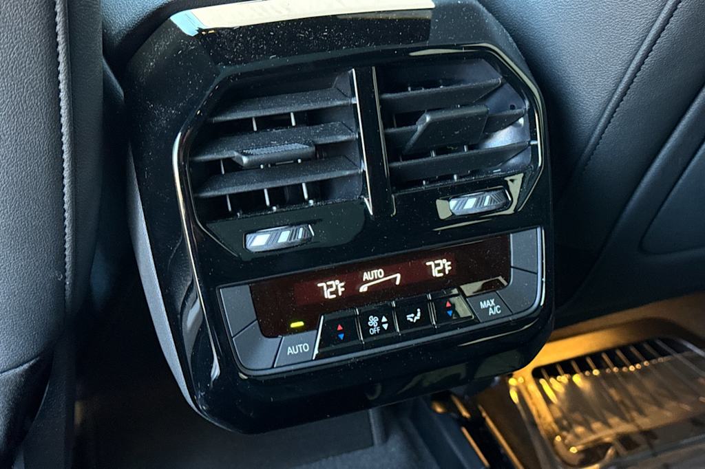 Thumbnail: 2025 BMW iX - 23