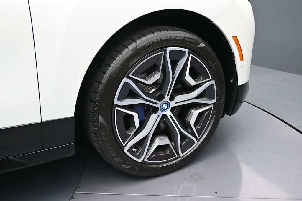 Thumbnail: 2025 BMW iX - 7