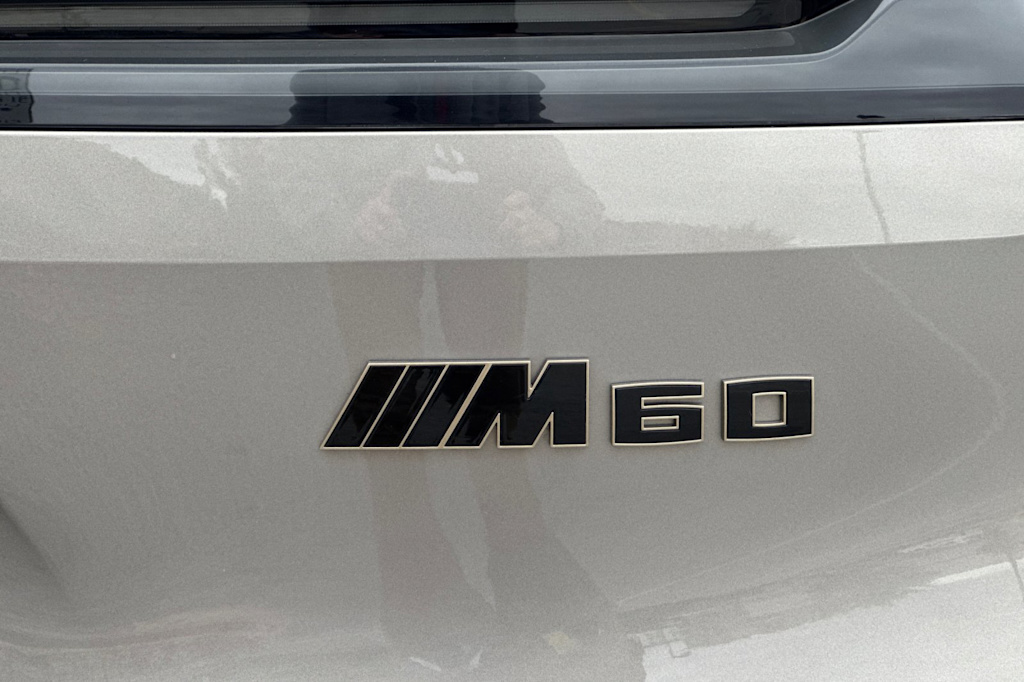 Thumbnail: 2025 BMW iX - 34