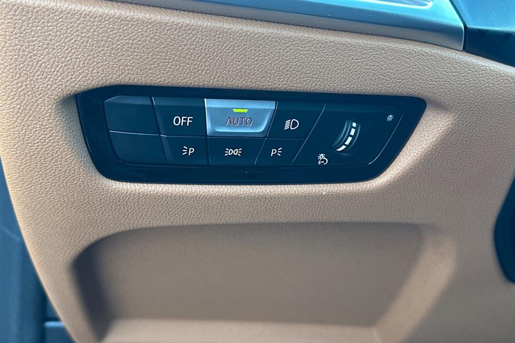 Thumbnail: 2025 BMW 4 Series - 33