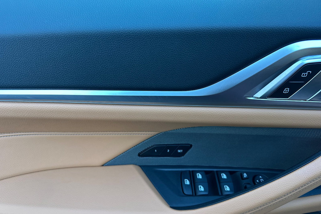 Thumbnail: 2025 BMW 4 Series - 21