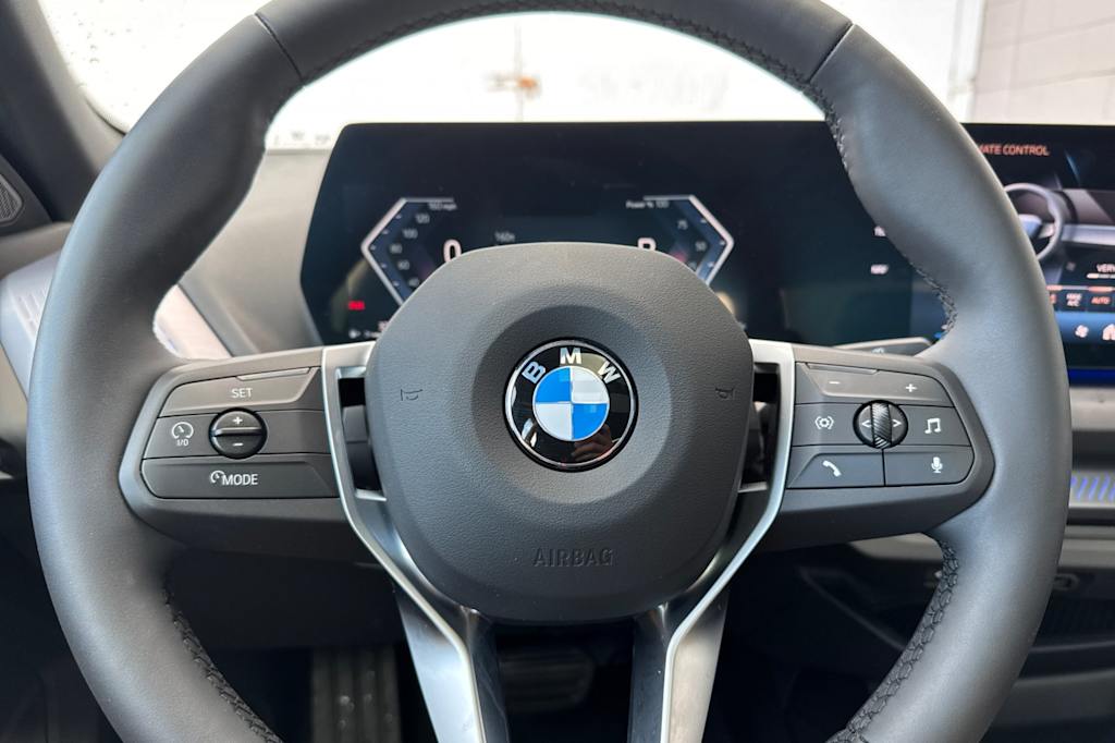 Thumbnail: 2025 BMW 2 Series - 29