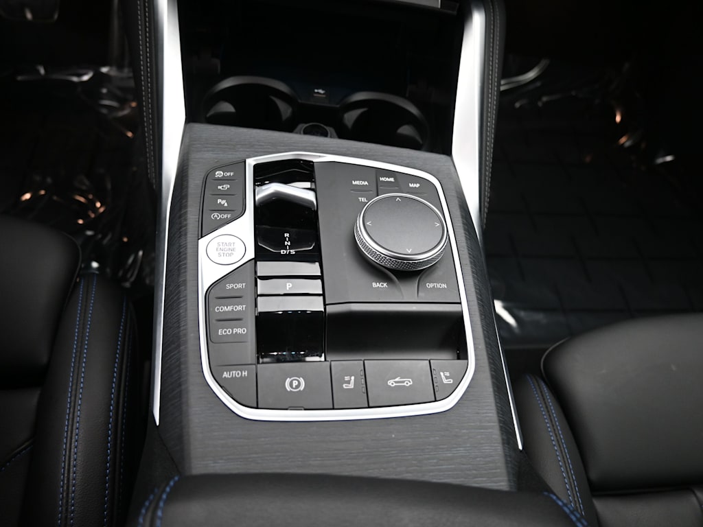 Thumbnail: 2025 BMW 4 Series - 8