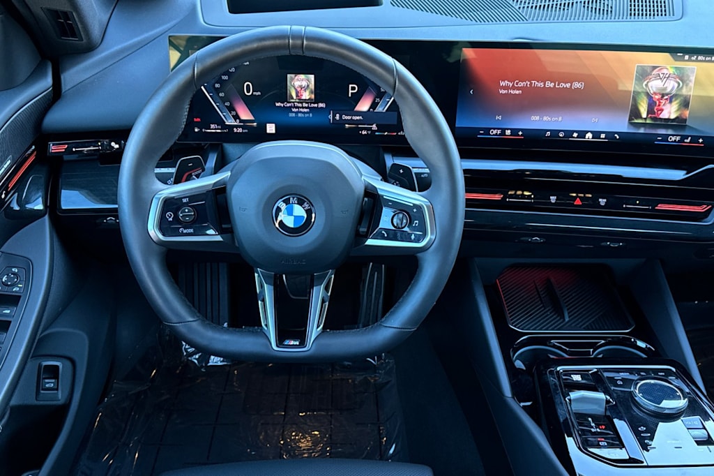 Thumbnail: 2025 BMW 5 Series - 10