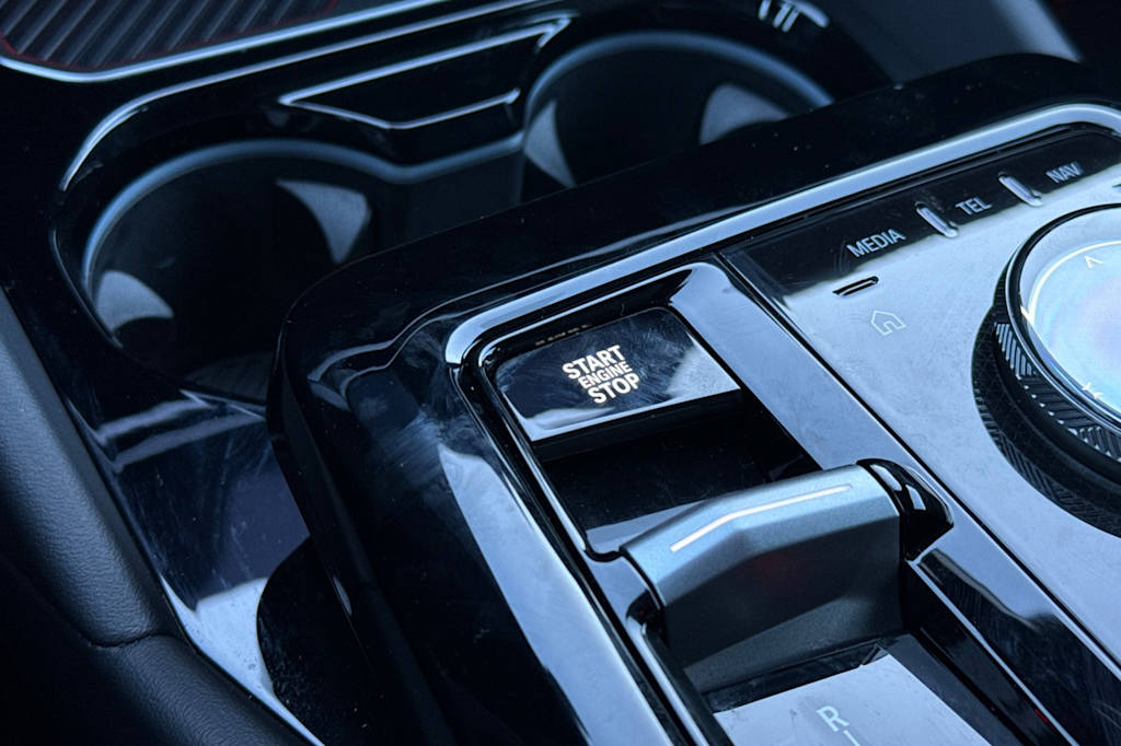 Thumbnail: 2025 BMW 5 Series - 26