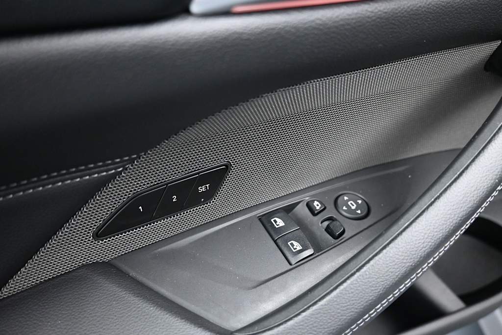 Thumbnail: 2023 BMW 4 Series - 15