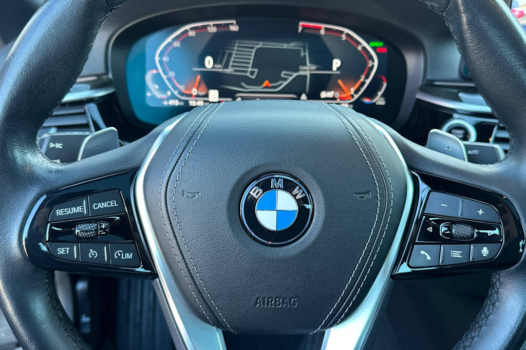 Thumbnail: 2023 BMW 5 Series - 29