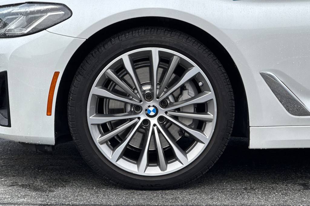 Thumbnail: 2021 BMW 5 Series - 8