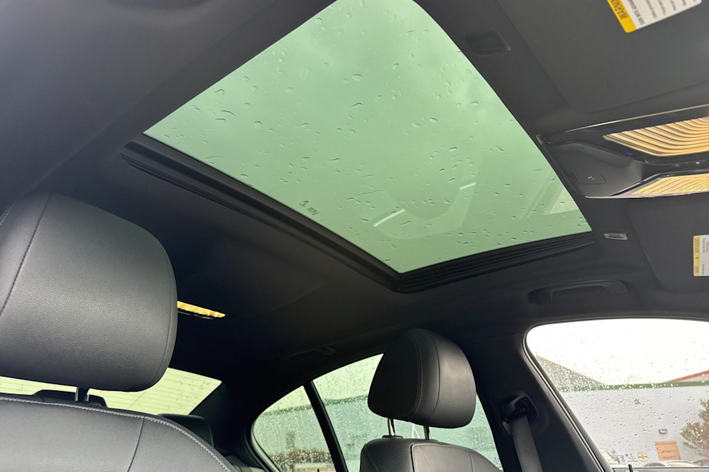 Thumbnail: 2021 BMW 5 Series - 22