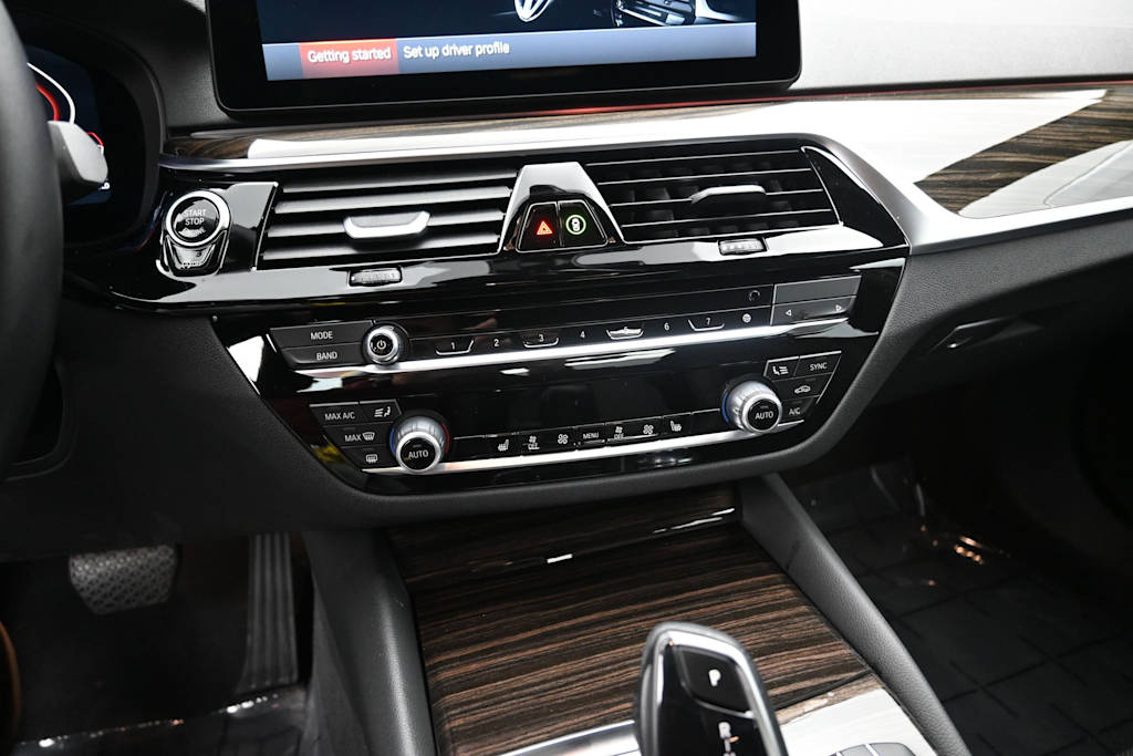Thumbnail: 2023 BMW 5 Series - 20