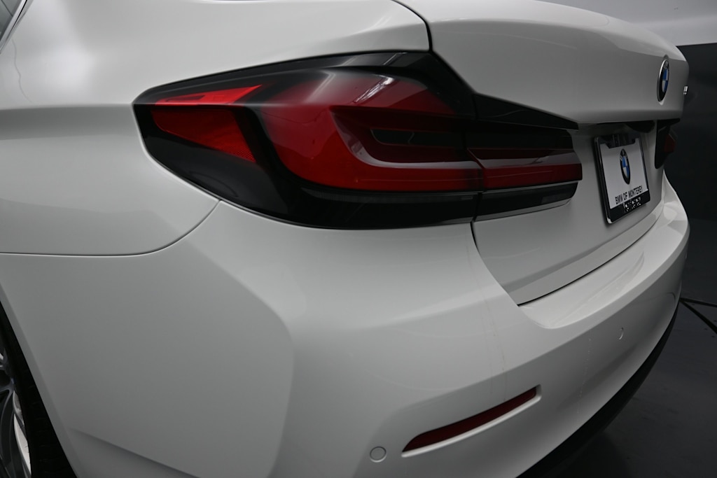 Thumbnail: 2023 BMW 5 Series - 23