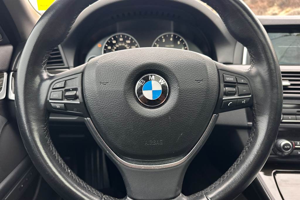 Thumbnail: 2014 BMW 5 Series - 28