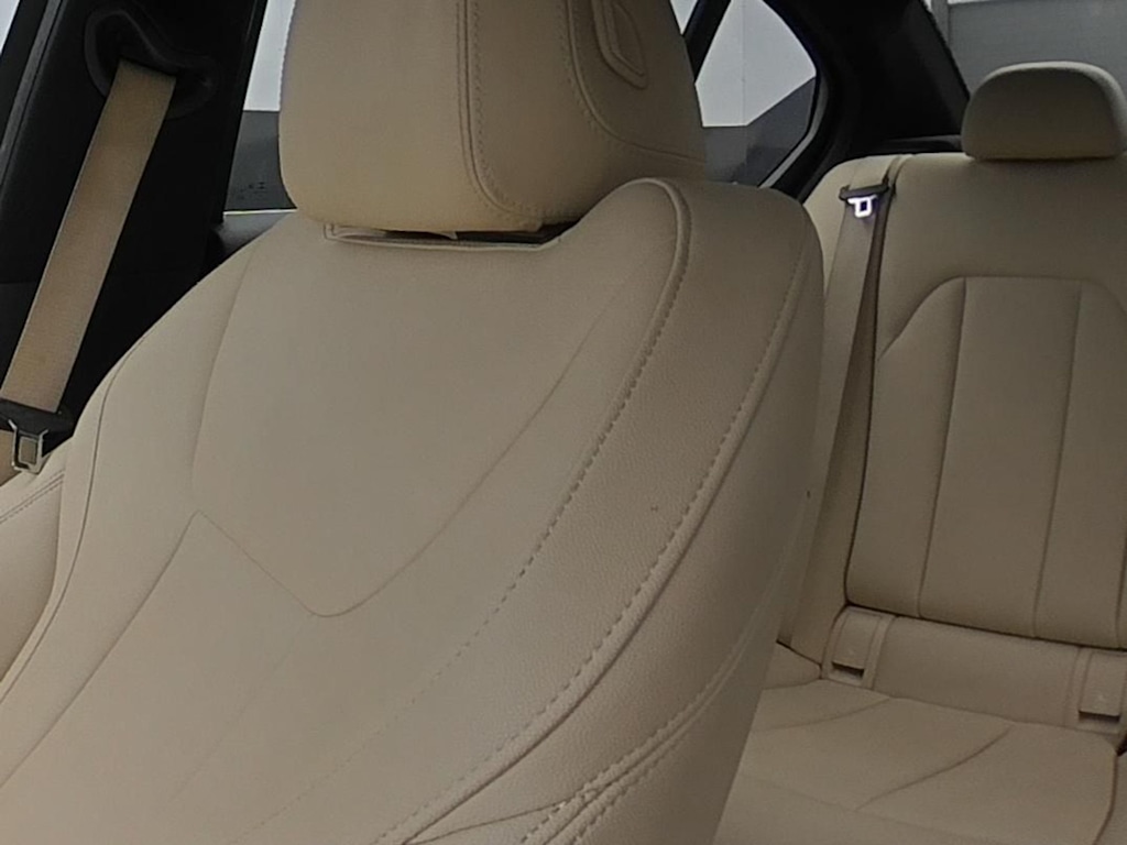Thumbnail: 2019 BMW 3 Series - 28