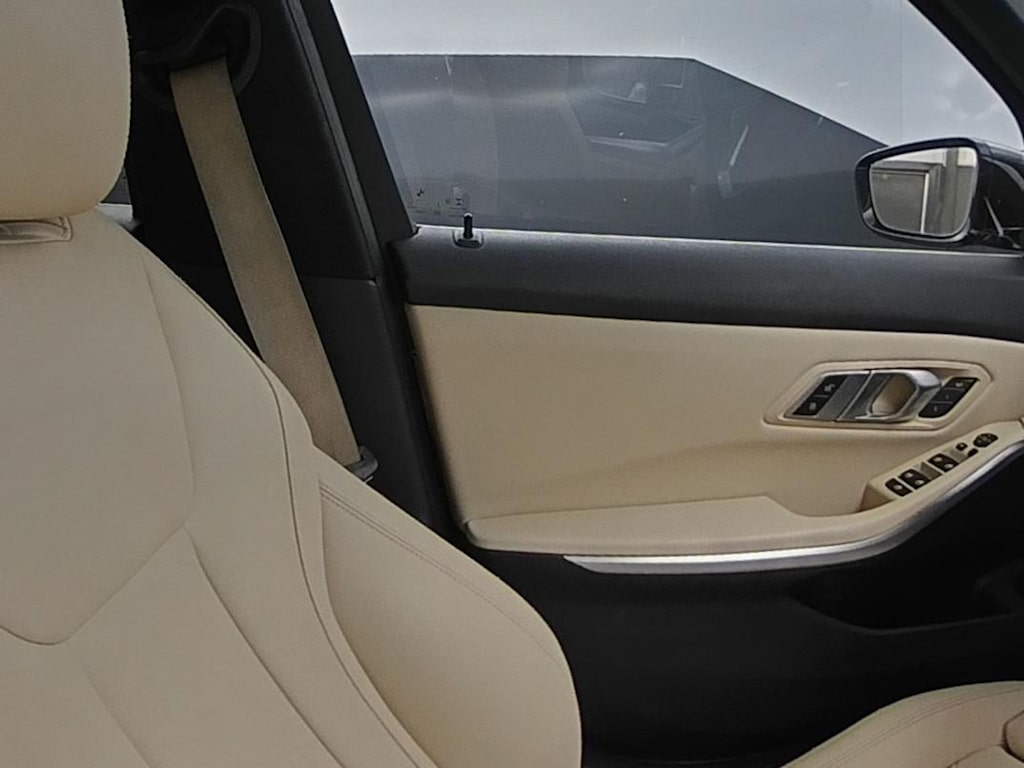 Thumbnail: 2019 BMW 3 Series - 27