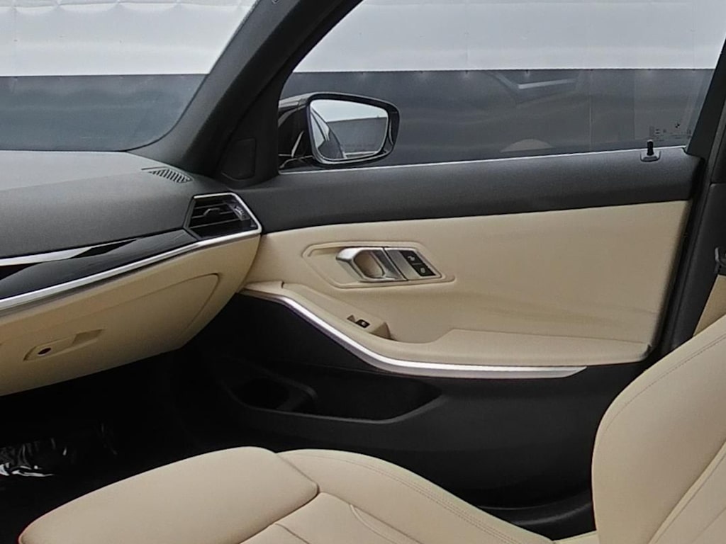 Thumbnail: 2019 BMW 3 Series - 29