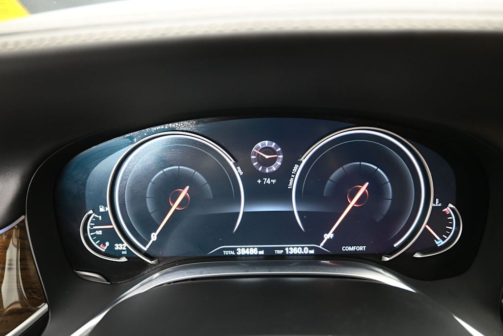 Thumbnail: 2016 BMW 7 Series - 12