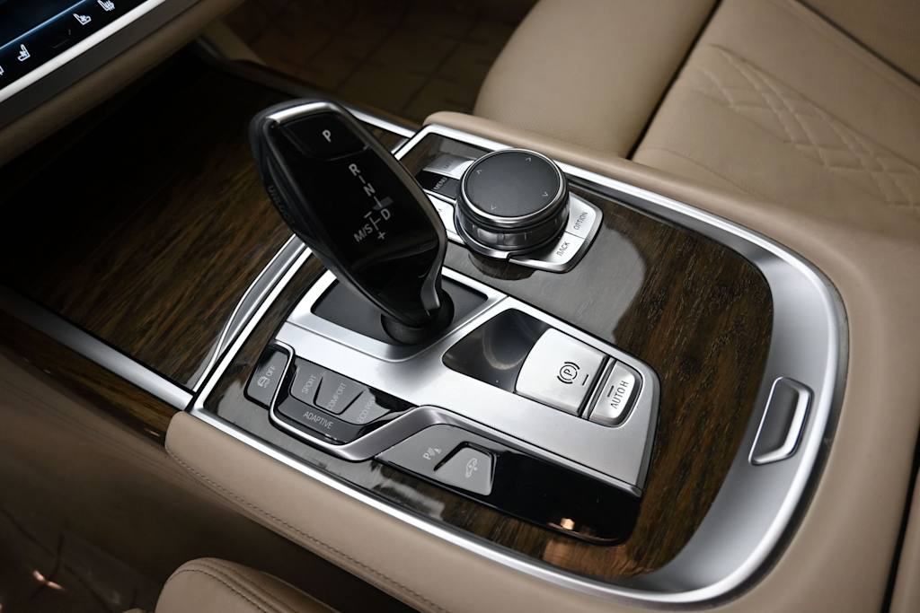 Thumbnail: 2016 BMW 7 Series - 11