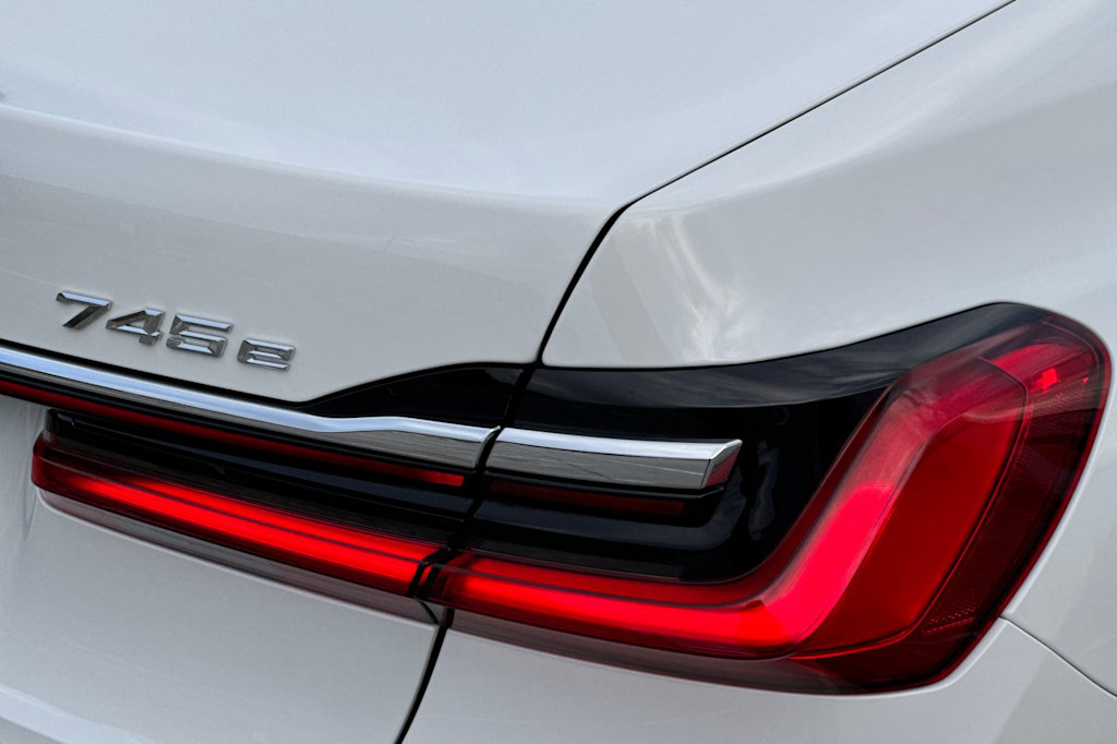 Thumbnail: 2020 BMW 7 Series - 32