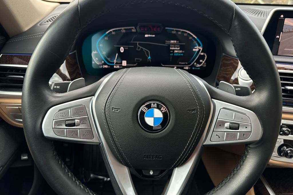 Thumbnail: 2020 BMW 7 Series - 27