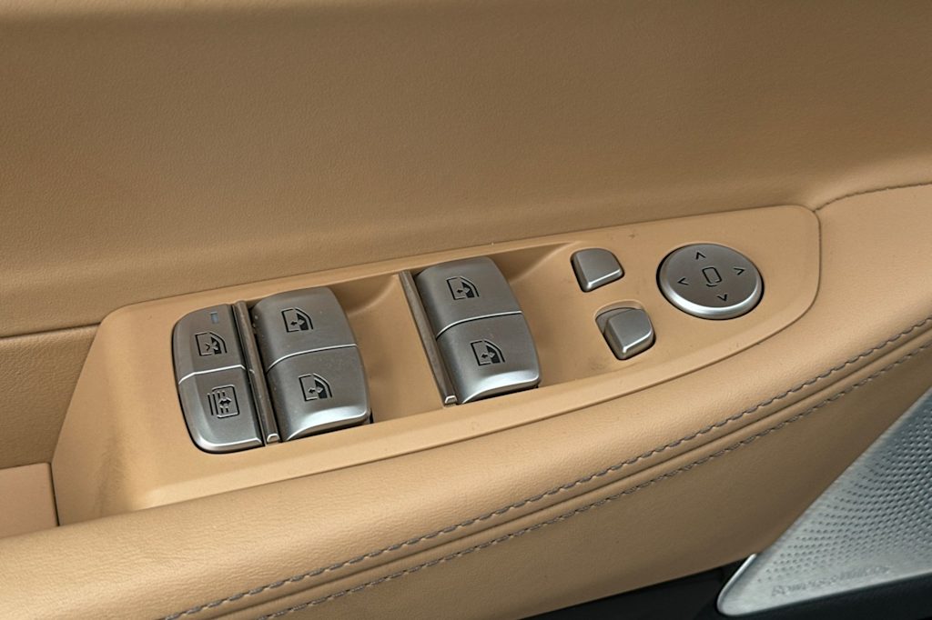 Thumbnail: 2020 BMW 7 Series - 20