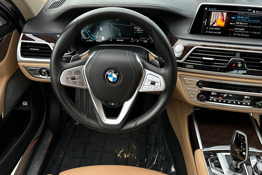 Thumbnail: 2020 BMW 7 Series - 10