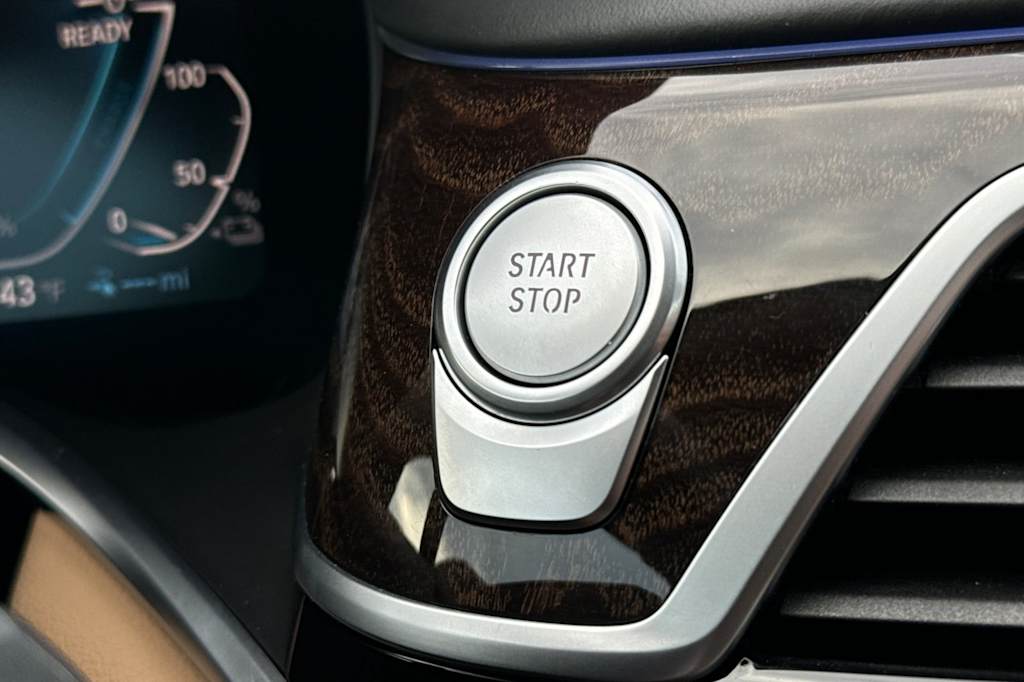 Thumbnail: 2020 BMW 7 Series - 26