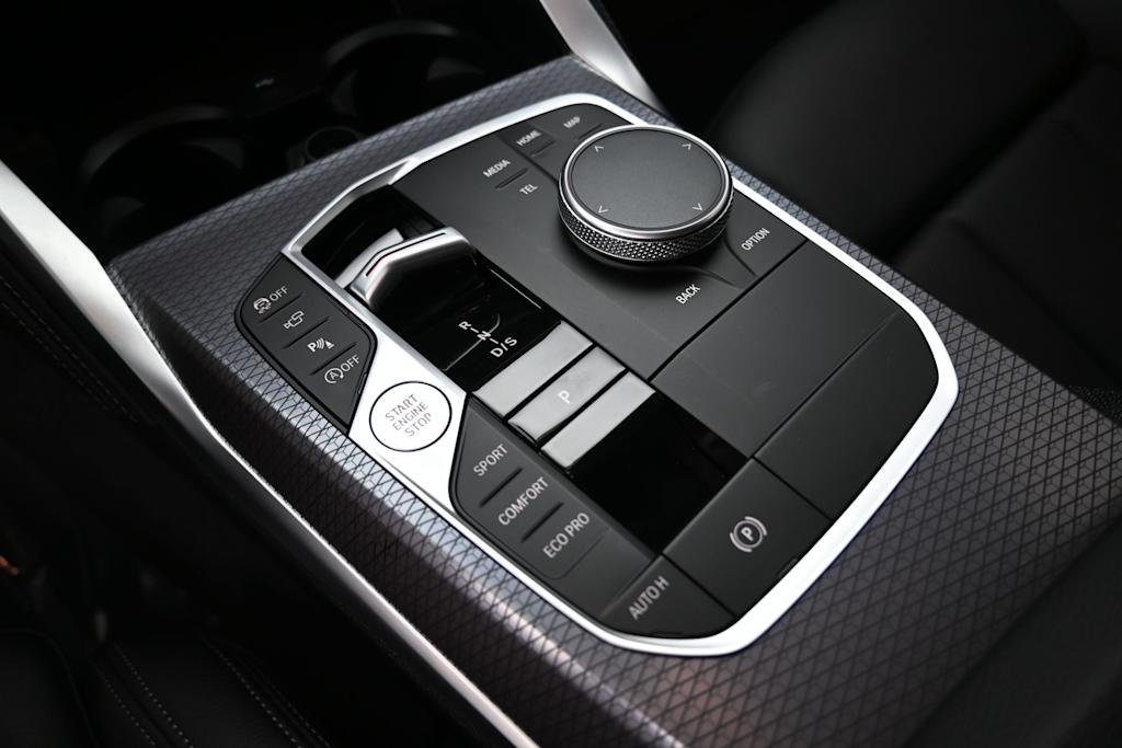Thumbnail: 2026 BMW 4 Series - 10