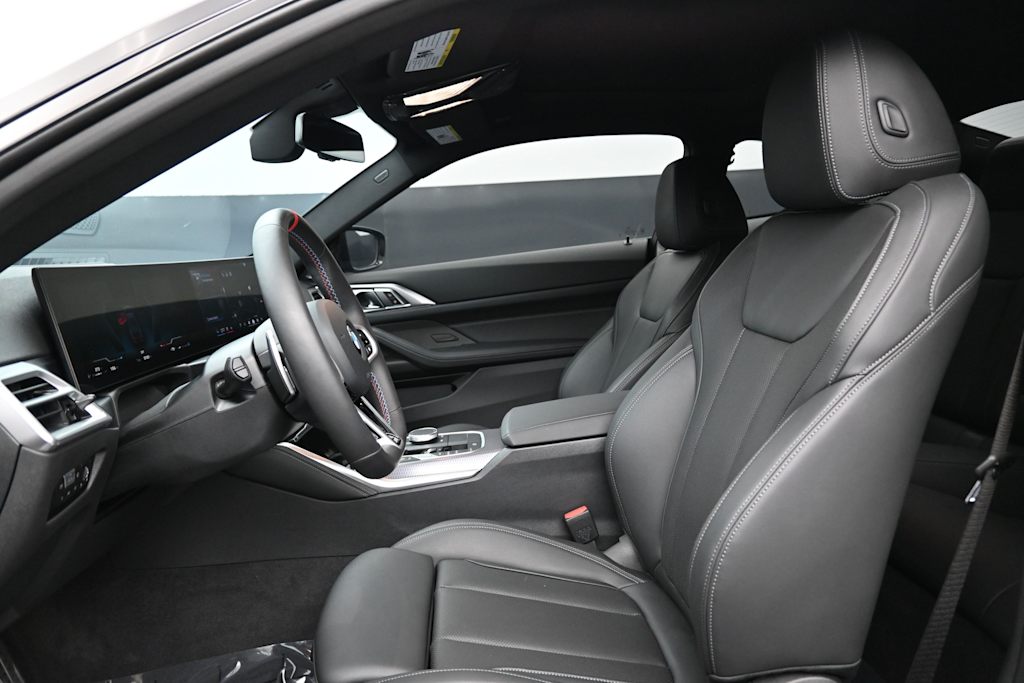Thumbnail: 2026 BMW 4 Series - 8