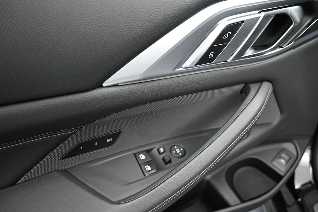 Thumbnail: 2026 BMW 4 Series - 16