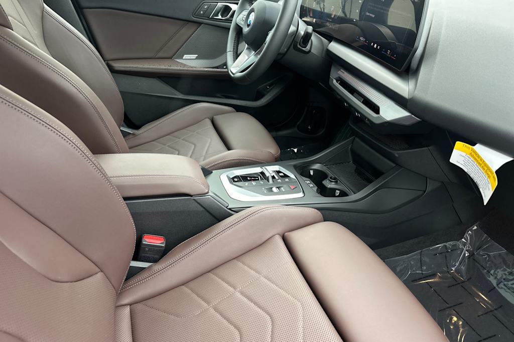 Thumbnail: 2026 BMW 2 Series - 10