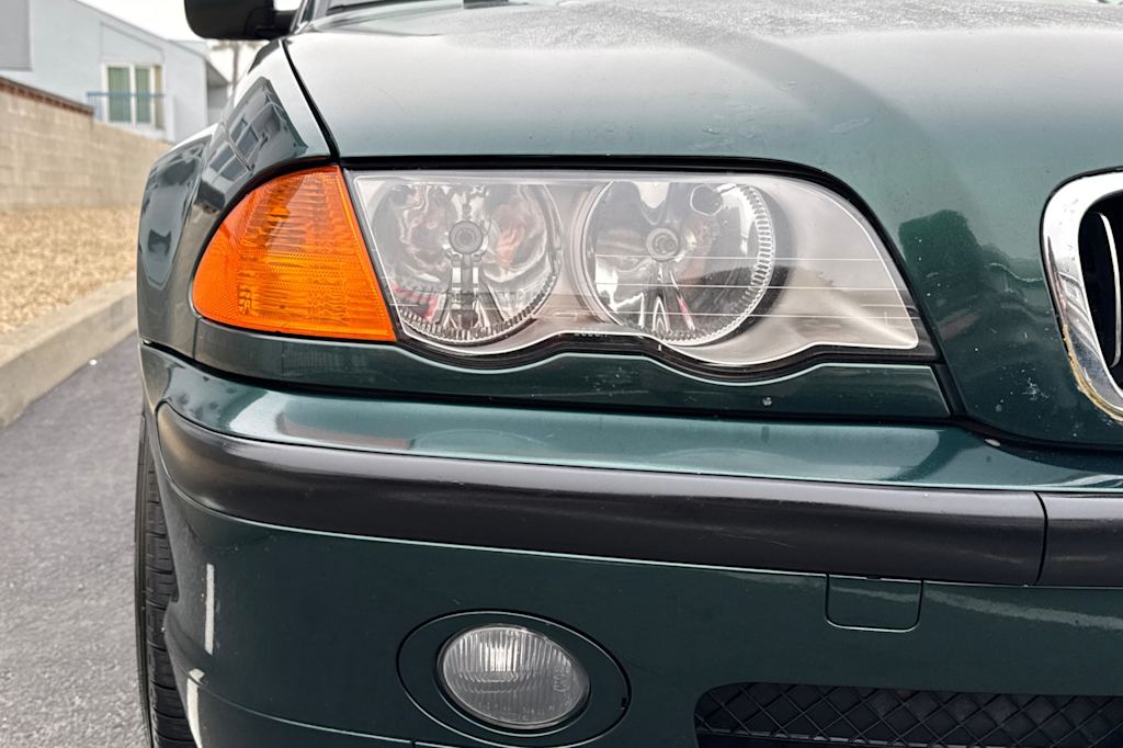 Thumbnail: 2001 BMW 3 Series - 9