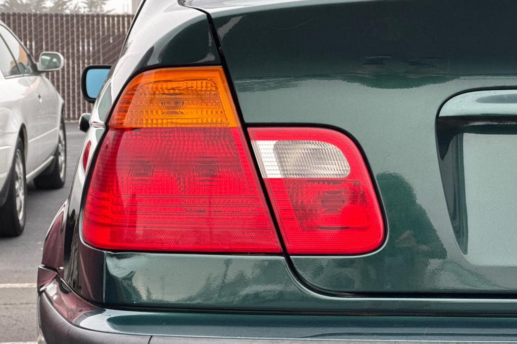 Thumbnail: 2001 BMW 3 Series - 7