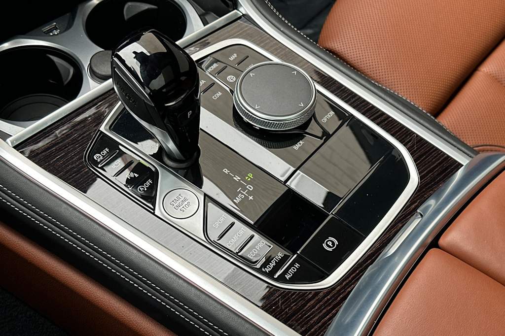 Thumbnail: 2023 BMW 8 Series - 14