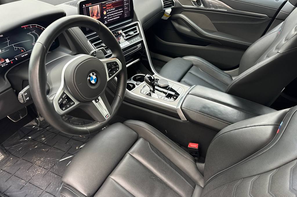 Thumbnail: 2025 BMW 8 Series - 8