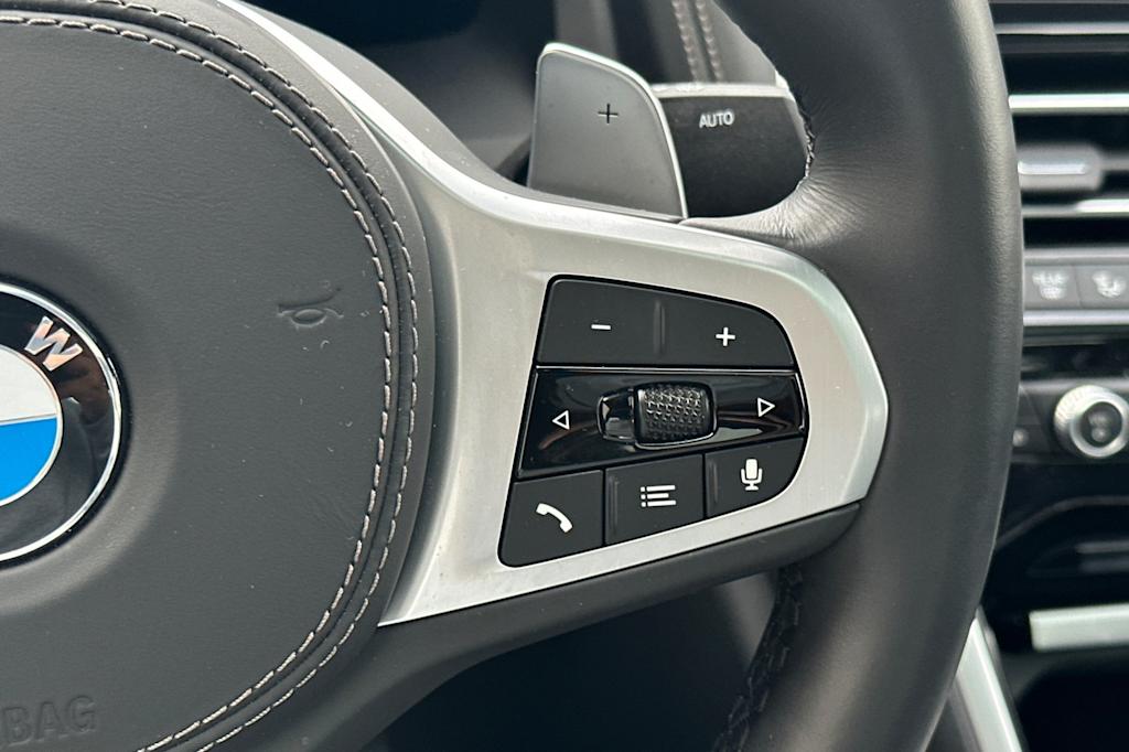 Thumbnail: 2025 BMW 8 Series - 30