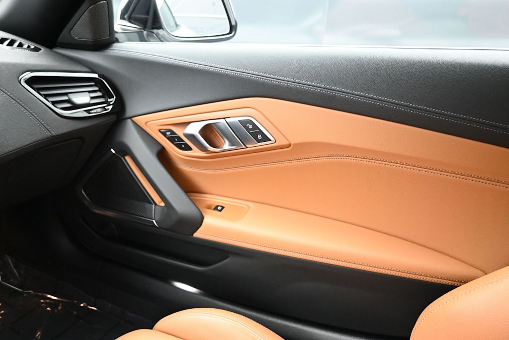 Thumbnail: 2021 BMW Z4 - 19