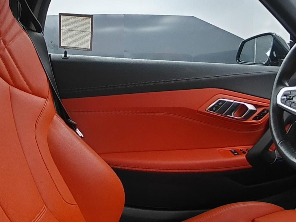 Thumbnail: 2024 BMW Z4 - 25
