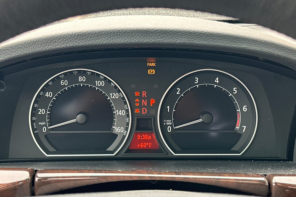 Thumbnail: 2006 BMW 7 Series - 14