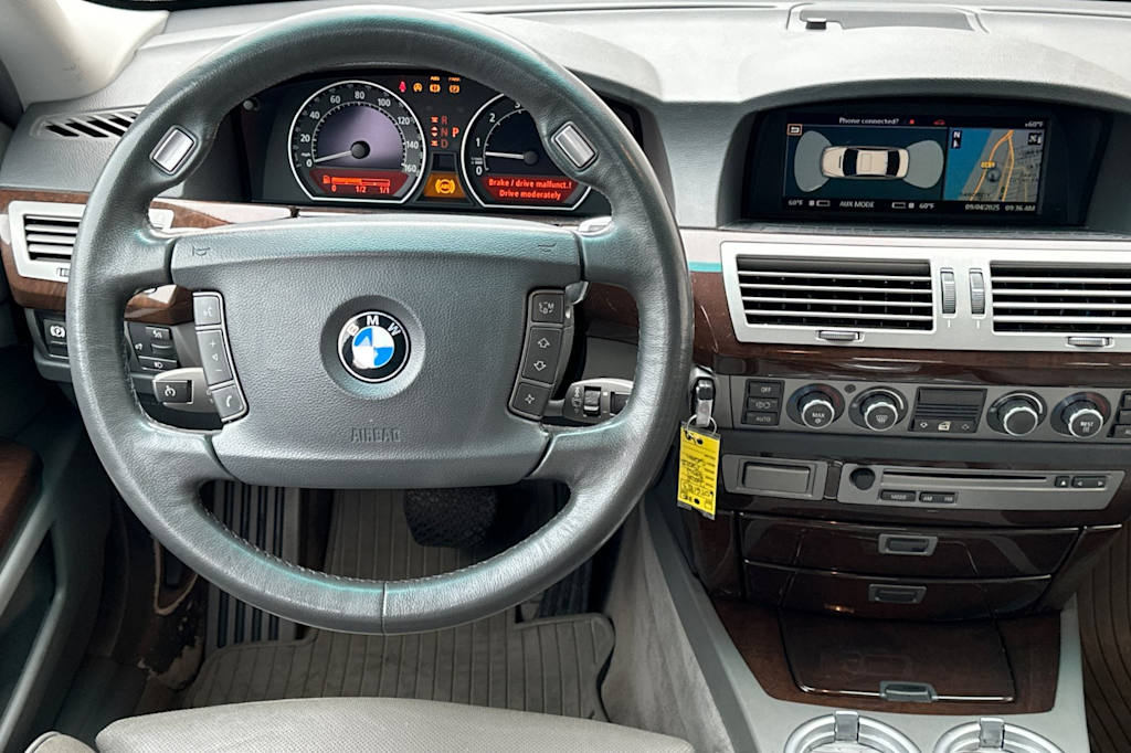 Thumbnail: 2006 BMW 7 Series - 11