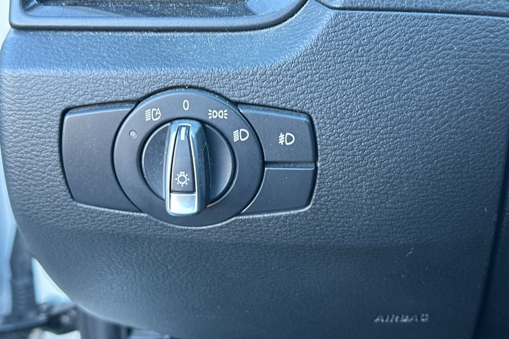 Thumbnail: 2015 BMW X1 - 31