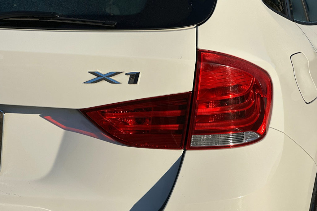 Thumbnail: 2015 BMW X1 - 32