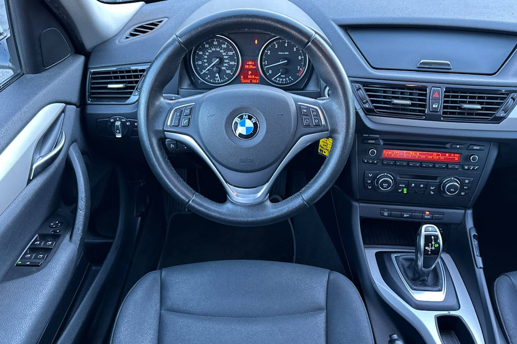 Thumbnail: 2015 BMW X1 - 10