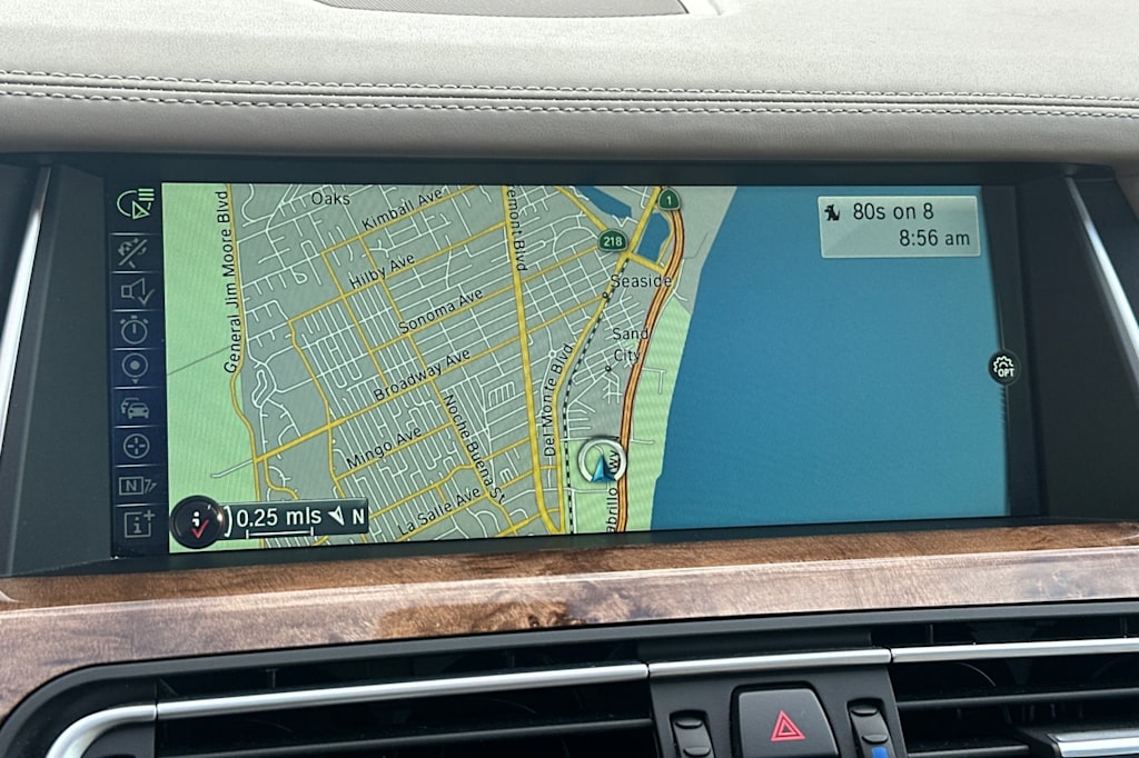 Thumbnail: 2013 BMW 7 Series - 24